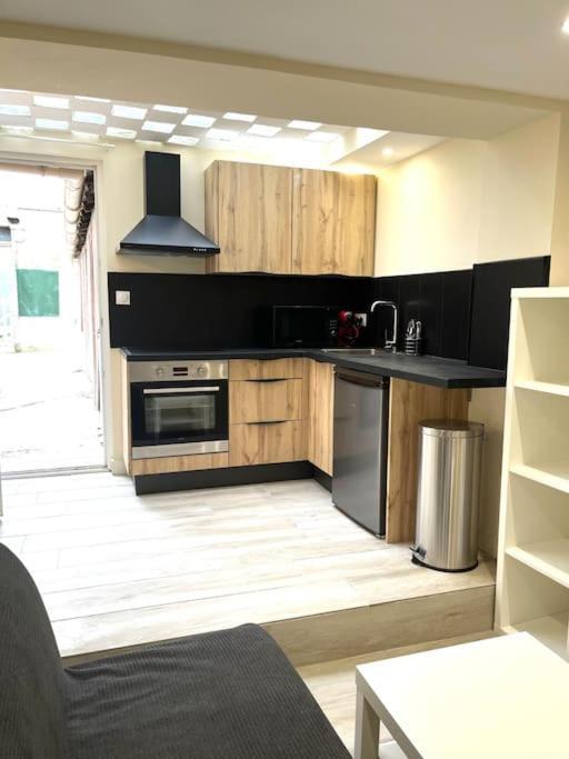 Appartement Cosy Avec Terrasse Marseille Ngoại thất bức ảnh